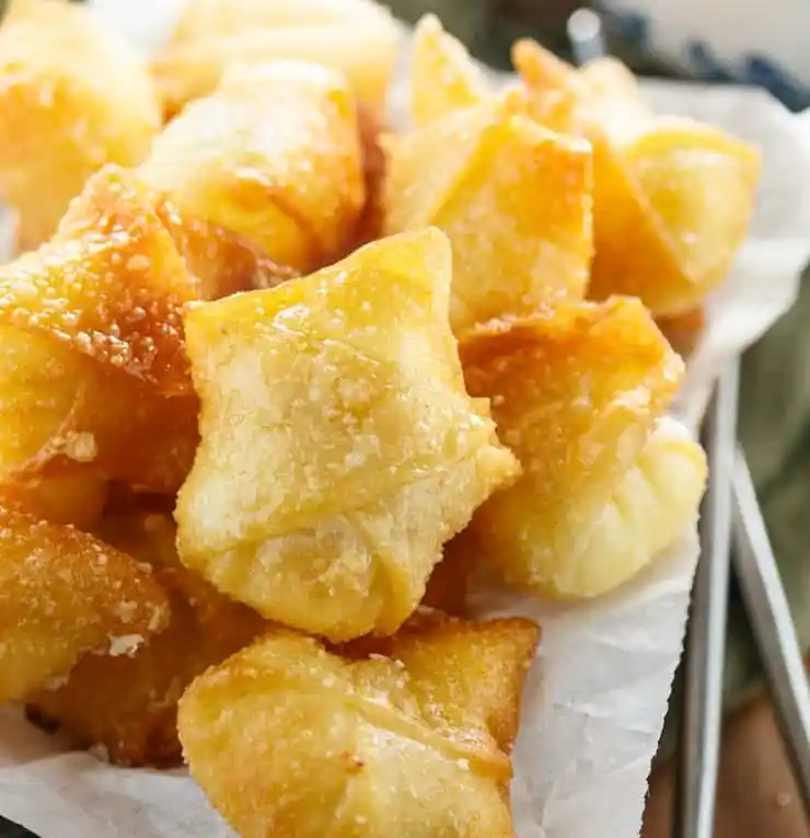 Sweet Cream Cheese Wontons